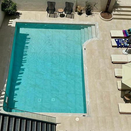 Floral Hotel خيرسونِسوس المظهر الخارجي الصورة